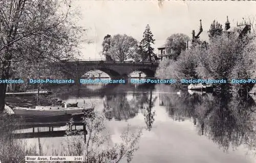 R384920 River Avon Evesham 2141 RP Postkarte 1960