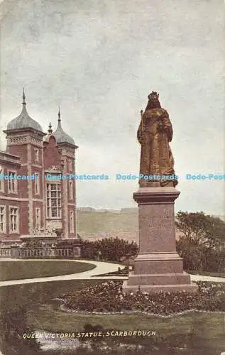 R558867 Scarborough Queen Victoria Statue Yorkshire Gravatone