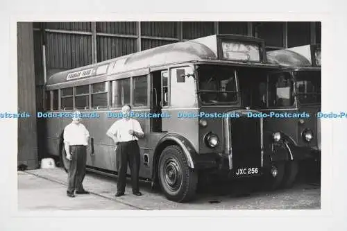 C027883 Bus. JXC256. London Transport. Altes Foto