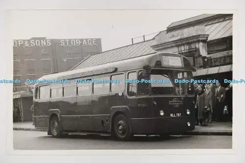 C027930 Bus. Windsor. London. Harlow New Town. 718. MLL787. Grüne Linie. Altes Foto