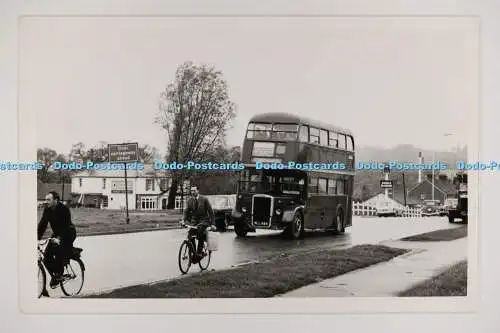 C027937 Bus. London. MLL685. S. Clennell. Glade Cottage. Die Lichtung. Kingswood. S