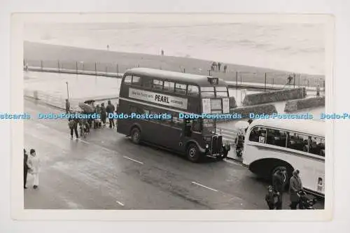 C027997 Bus. Brighton RT1499. KGK758. London Transport. S. Clennell. Glade Cotta