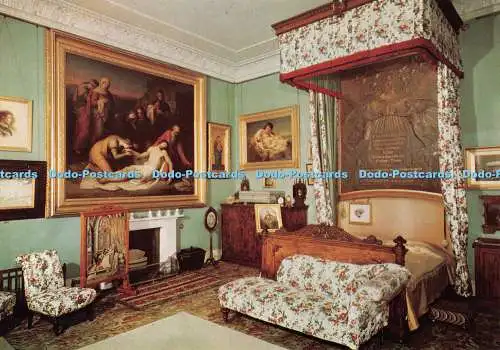 D128668 P3 Osborne House Isle of Wight Queen Victorias Bedroom Department of Env