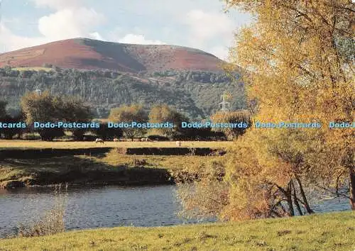 D128092 Abergavenny Blorenge und River Usk Richter C 3287