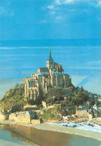 D132067 Le Mont Saint Michel vu d avion Secalib Herve Champollion