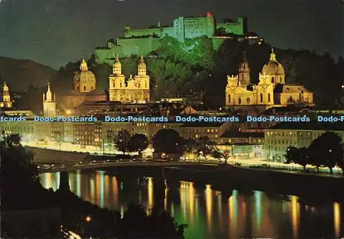 D140276 Festspielstadt Salzburg bei Nacht Altstadt und Festung Hohensalzburg Oste