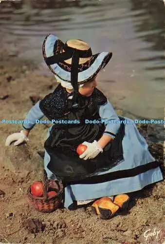 D141659 Folklore de France Le Bourbonnais Les Troubadours Montluconnais Maitres
