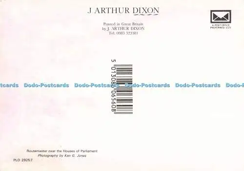 D137117 Routemaster in der Nähe von Houses of Parliament Ken G Jones Dixon