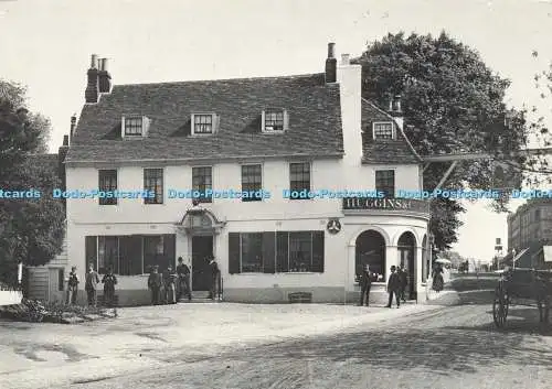D195402 Sutton Cock Hotel Frith of Reigate No 3 London Borough of Sutton Public