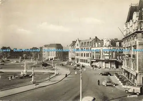 D195643 Arras Place de la Gare La Cigogne