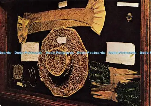 D200541 Queen Elizabeth I Mütze Handschuhe und Strümpfe Hatfield House Home of the Ma