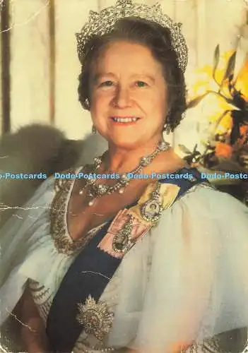 D196395 H M Queen Elizabeth the Queen Mother Charles Skilton and Fry Norman Park