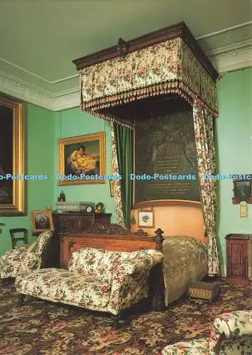 D196421 Isle of Wight Osborne House Queen Victoria Bedroom English Heritage