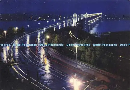 D204314 Blick auf die Brücke bei Nacht