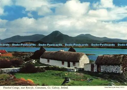 D210887 Irland Reetdachhaus nahe Renvyle Connemara Co Galway John Hinde