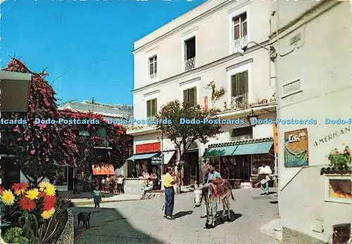 D220658 Der kleine Platz des Quisisana Hotel Renza Kodak Ektachrome