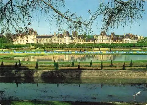 D217172 Chateau de Fontainebleau Seine et Marne Der Park und das Schloss Yvon S P