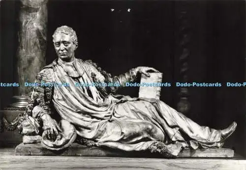 D224339 Victoria and Albert Museum Dr. Hugh Chamberlain Crown