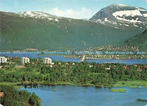 D226621 Norwegen Blick Richtung Berg Tromsdalstind Aune