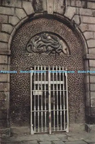 D245535 Dublin Kilmainham Gefängnis Das Eingangstor zeigt die Kilmainham Devils K