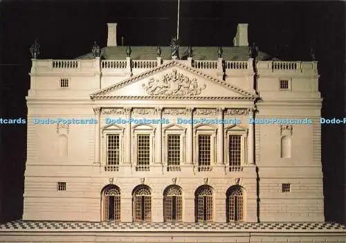 D241013 Queen Mary Puppenhaus The Entrance Front Topical Press Ltd Pitkin Picto