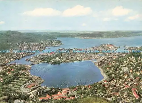 D247571 Norwegen Die Stadt von der Luftseilbahn zum Berg Ulriken Aune gesehen
