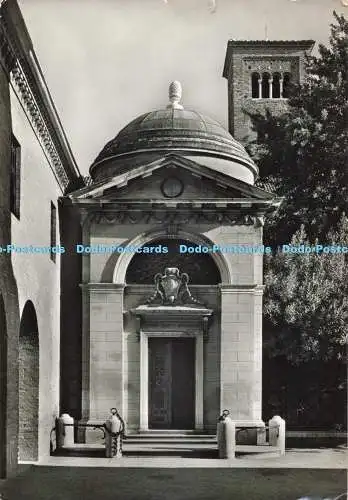 D255669 Ravenna Dante Grab Omniafoto RP