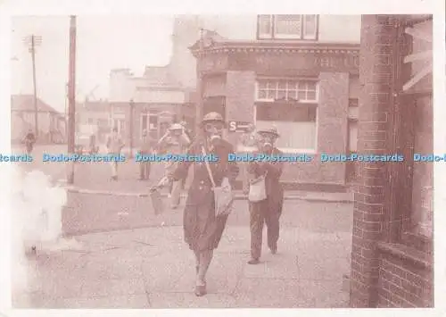 D285533 Gas Gas Gas Zum Glück nur üben den Herald D Day Gedenkpost
