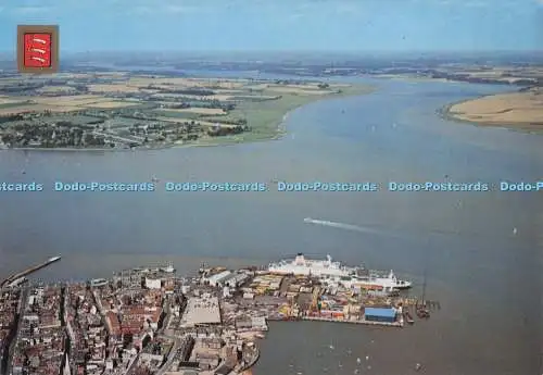 D276782 Harwich Navyard Dock mit Blick auf Shotley A Super Card Coastal Colour