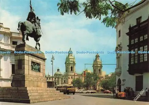 D283688 Lima Peru Denkmal für Francisco Pizarro mit der Kathedrale Swiss Foto S