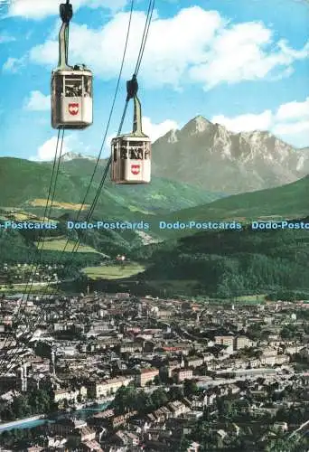 D264492 Tirol Innsbruck mit der Northern Range Teleferic gegen die Serles Mou