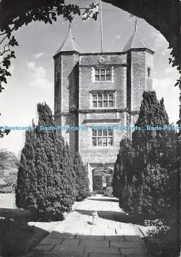 D269999 Kent Sissinghurst Castle The Elizabethan Tower Kerry Dundas