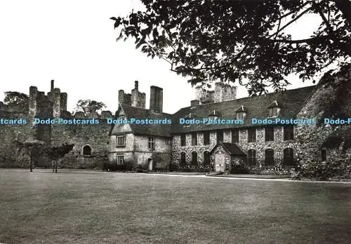 D265448 Suffolk Framlingham Castle Armenhaus im Inneren von Castle Crown