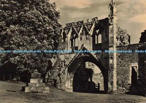 D265458 North Yorkshire Kirkham Priory Gatehouse von North Crown