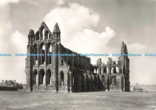 D265461 Yorkshire Whitby Abbey Blick von N E Crown