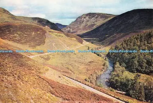 D265634 Schottland Perthshire The Sma Glen bei Crieff J Arthur Dixon Ltd W S Thom