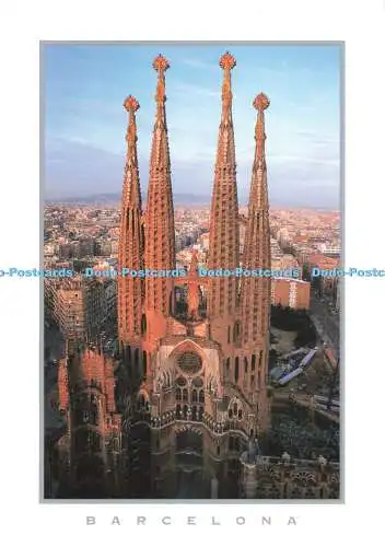 D272447 Barcelona Temple de la Sagrada Familia Interior Triangle Postales