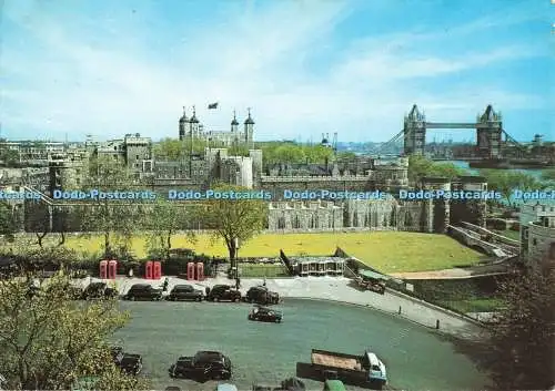D270655 London The Tower and Tower Bridge 1971