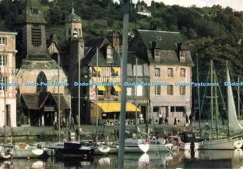 D270715 Honfleur Calvados Le Quai Saint Etienne Cap Theojac J F Teoule 1986