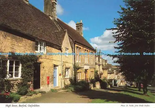 D270752 Oxfordshire High Street Burford John Hinde D Noble