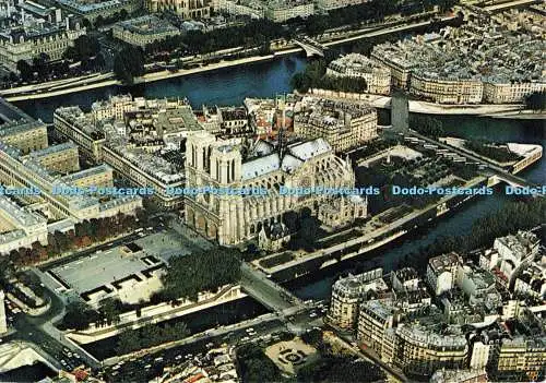 D270759 Paris Vue Aerienne de Notre Dame Chantal