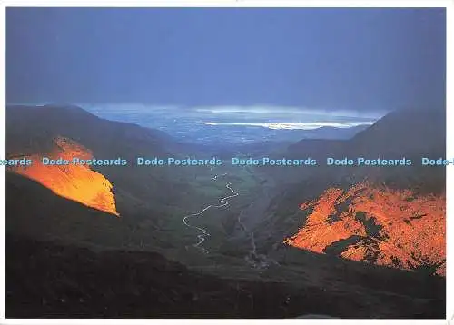 D267586 Sonnenaufgang mit Blick auf das Ogwen Valley Dave Newbould Alpine Press 1996