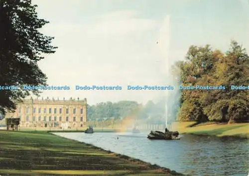 D268068 Chatsworth The Emperor Fountain and South Front English Life Publication