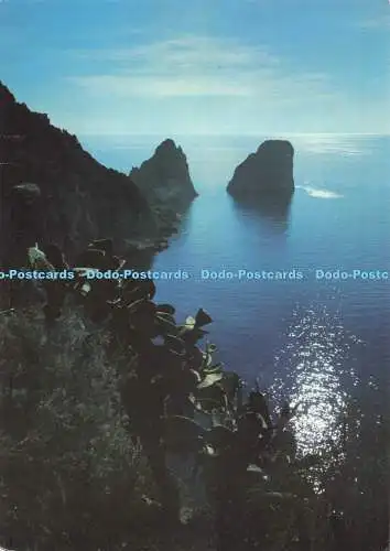 D271490 Capri Faraglioni im Fehllicht A M G Kodak Ektachrome