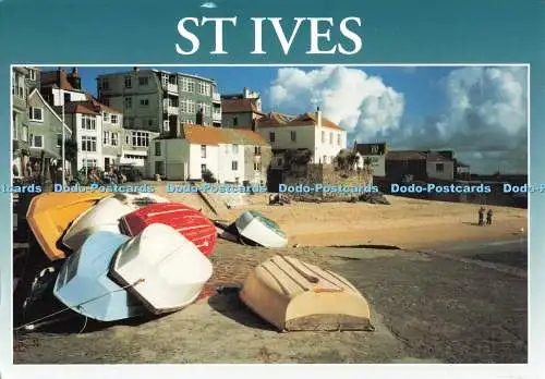 D268677 St Ives Schlauchboote am Kai keltische Szene Claire Sellick vier Wege