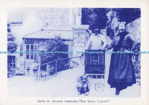 D274603 Agnes et Jacques Chantent Rue Saint Vincent 1922