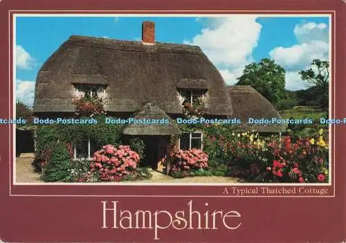 D275002 Hampshire Ein typisches reetgedecktes Landhaus John Hinde Ltd 1985