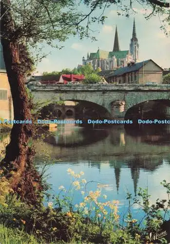 D283795 Eure et Loir Les Ponts sur l Eure et la Cathedrale XII siecle aux Fleche