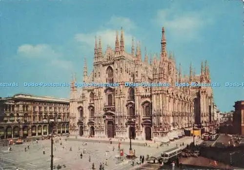 D279246 Mailand Die Kathedrale Postkarte