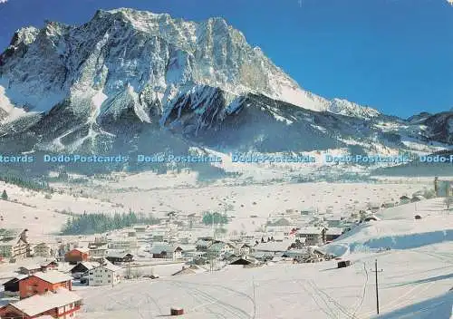 D283974 Tirol Wintersportplatz Lermoos mit Zugspitze Franz Milz
